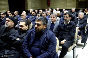 مراسم ترحیم مادر محمد شریعتمداری