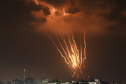 مقابله ضد هوایی های مقاومت فلسطین با هواپیماهای اسرائیلی/اعلام حالت فوق العاده در فرودگاه حیفا/موشک باران سرزمین های اشغالی