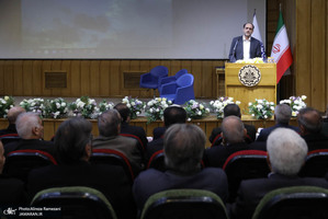 مراسم استاد ممتازی دانشگاه صنعتی شریف با حضور عارف