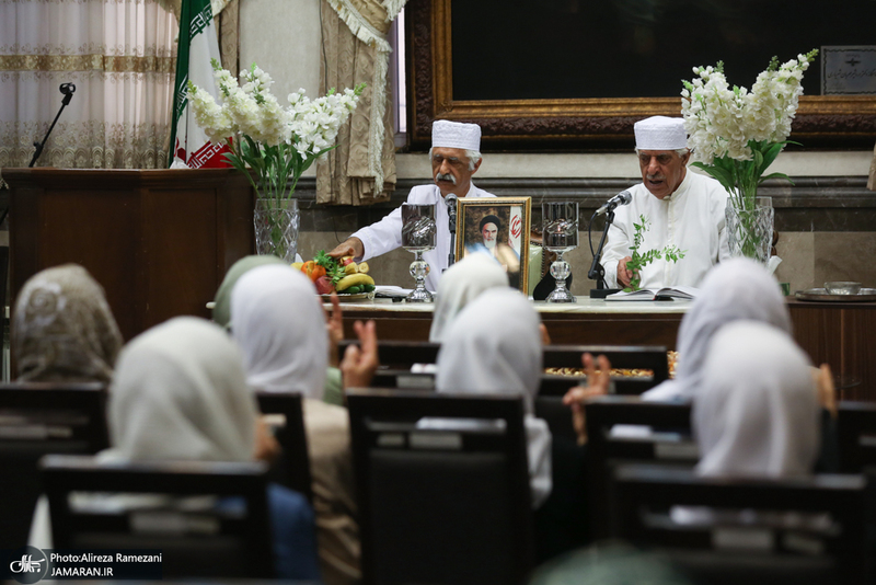 مراسم بزرگداشت امام خمینی(س) در آدریان زرتشتیان
