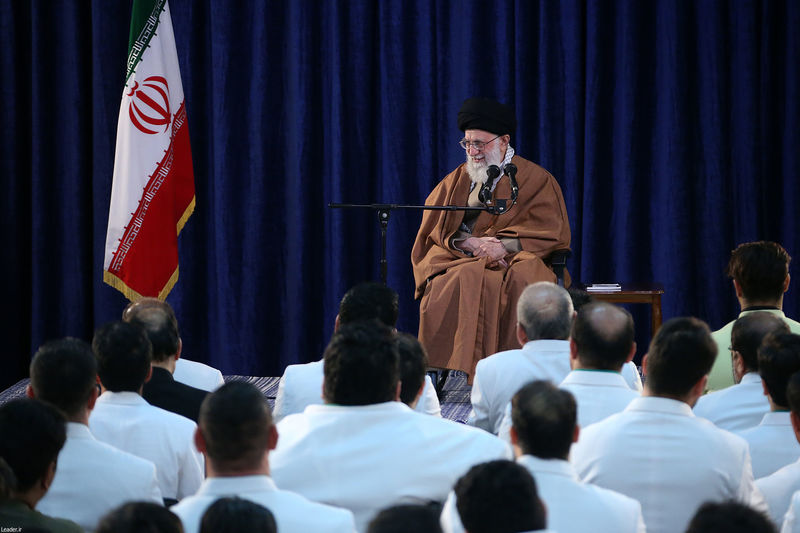 دیدار مدال‌آوران کاروان ورزشی ایران در بازی‌های پاراآسیایی اندونزی با رهبر معظم انقلاب