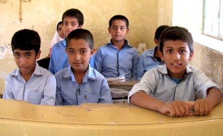دانش آموزان افغان در استان یزد بدون هیچ مشکلی تحصیل می کنند