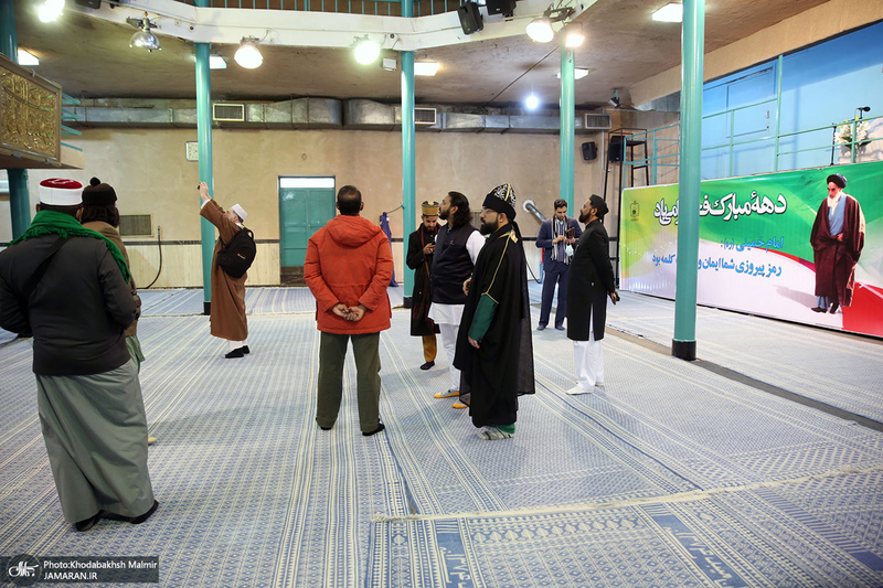 بازدید جمعی از علما و شخصیت‌های اهل تصوف کشور هندوستان از جماران