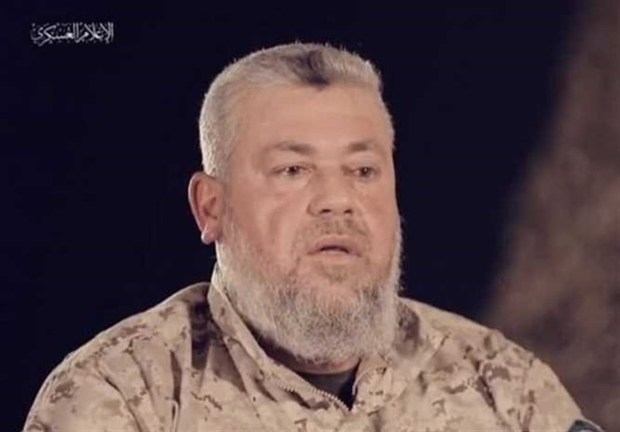 شهید «عزالدین الحداد» به همراه همسر و دخترش و تعدادی از مردمان فلسطین به شهادت رسید