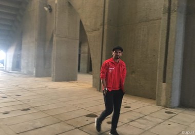 شعار هواداران پرسپولیس علیه شهباززاده