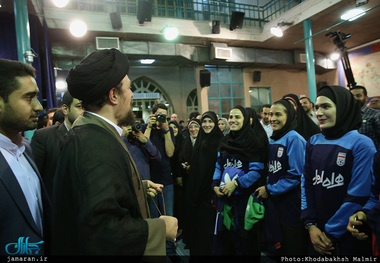 فرشته کریمی: متاسفانه استقلالی های ما در دیدار جماران نبودند!/ نمی دانم چرا به المپیک جوانان نمی رویم