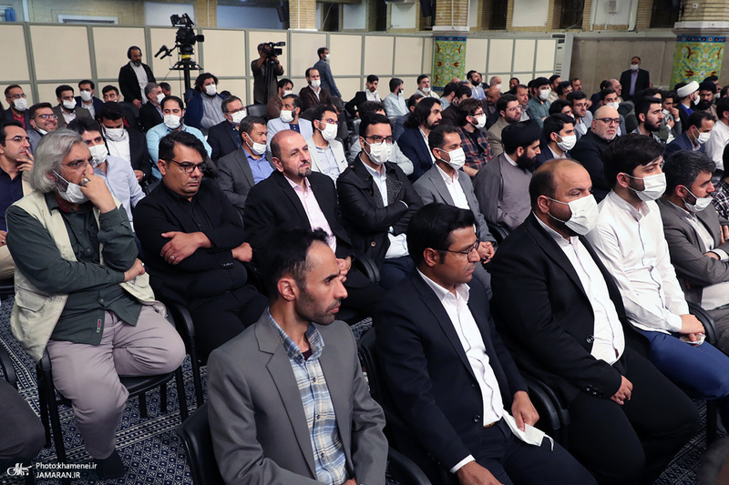 دیدار شاعران و اساتید ادبیات فارسی با رهبر معظم انقلاب