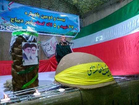 ملت ایران برای عزت خود راهی جز تبعیت از ولی فقیه و پیروی ازحق ندارد