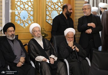 مراسم بزرگداشت رهبر شهید انقلاب  از سوی آیت‌الله العظمی مکارم شیرازی برگزار شد + تصاویر