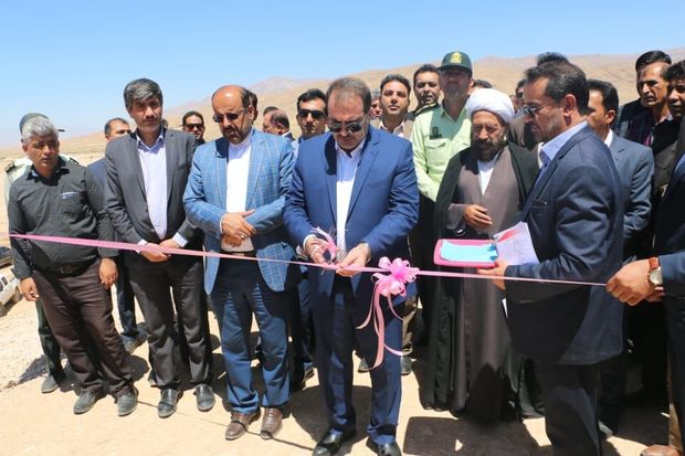 افتتاح ۲۰۰ میلیارد تومان طرح، رهاورد سفر استاندار فارس به داراب