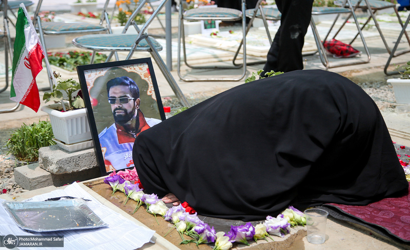 مراسم چهلمین روز شهدای جنگ تحمیلی ۱۲ روزه در قطعه 42 بهشت زهرا (س)