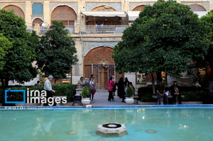 جریان زندگی در شیراز + عکس