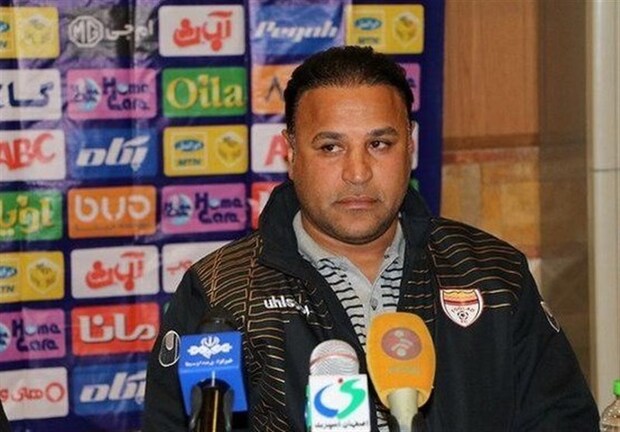 مربی تیم فولاد خوزستان: امیدوارم فردا بختیار بازی خوبی انجام دهد

