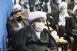 رونمایی از کتاب های «المکاسب المحرمه» و«ملحق العروه الوثقی» تالیف آیت الله العظمی صانعی(ره)