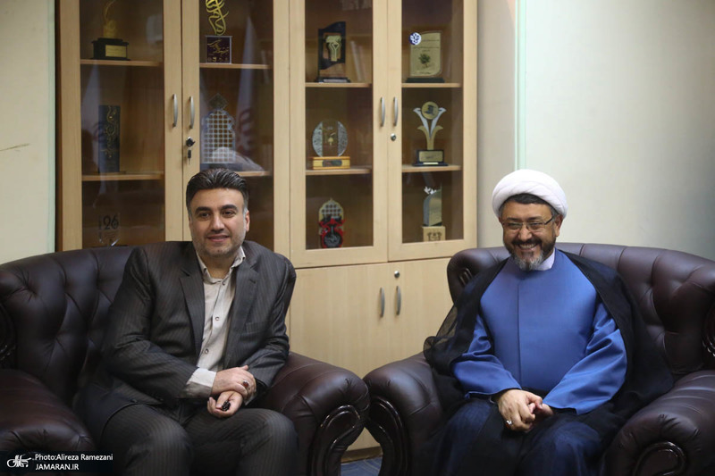 بازدید سرپرست موسسه تنظیم و نشر آثار حضرت امام خمینی(ره) از نمایشگاه کتاب