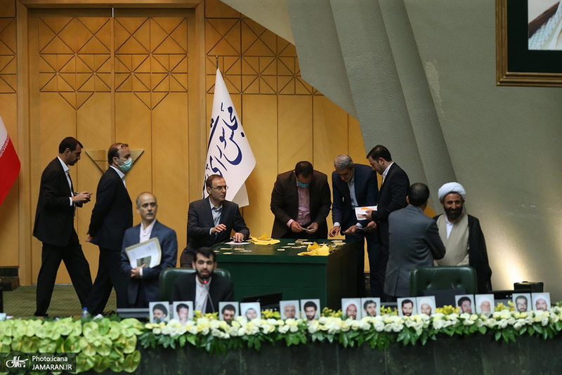 حاشیه های انتخاب هیات رئیسه مجلس شورای اسلامی