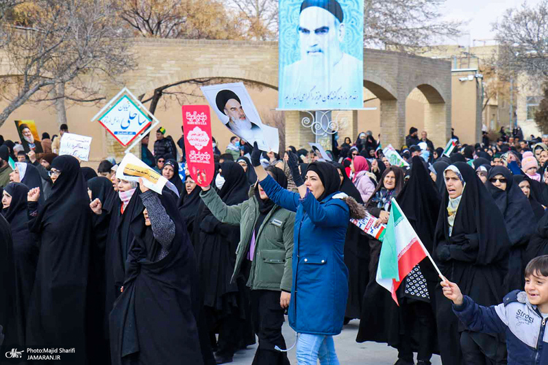 راهپیمایی باشکوه 22 بهمن در خمین