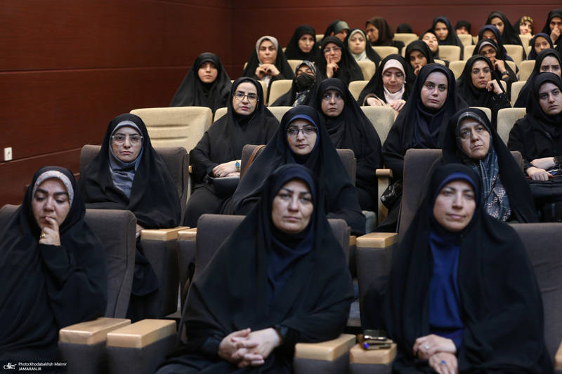 مراسم تجلیل از فعالان نهج‌البلاغه در حرممطهر امام خمینی (س)