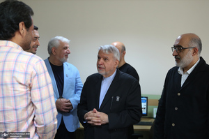 حضور وزیر میراث‌فرهنگی، گردشگری و صنایع‌دستی در جماران به مناسبت روز خبرنگار
