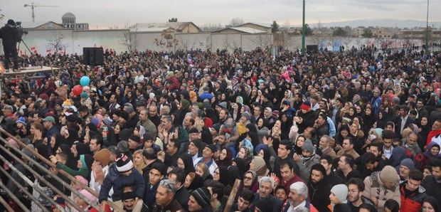 پیاده روی خانوادگی در ساوجبلاغ برگزار شد