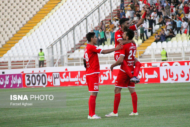 رستمی: طاهران باید خودش را مثل طارمی و قائدی اثبات کند