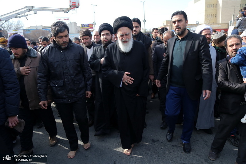 دسته عزاداری روز شهادت حضرت زهرا(س) با حضور آیت الله العظمی وحید خراسانی