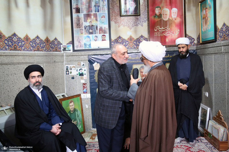 مراسم شییع و نماز