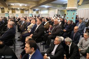 دیدار مسئولان نظام و مهمانان کنفرانس وحدت اسلامی با رهبر معظم انقلاب