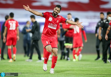 کنعانی‌زادگان تنها مدافع پرسپولیس جلوی ذوب آهن!