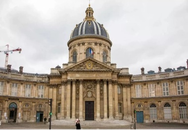 کاهش بودجه حوزه فرهنگ توسط دولت فرانسه داد مردم این کشور را در آورد