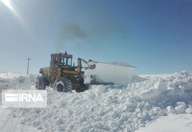 انجام بیش از ۴۳ میلیون مترمکعب برف‌روبی در آذربایجان‌غربی