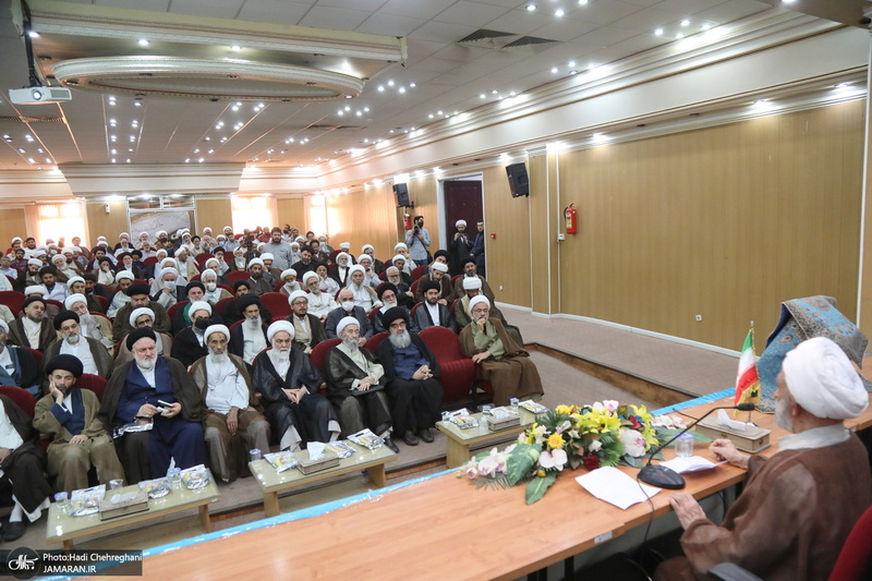 نکوداشت هفتادمین سال تالیف کتاب «منتخب الاثر فی الامام الثانی عشر» تالیف آیت الله صافی گلپایگانی (ره)