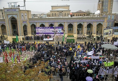 فریادهای مرگ بر آمریکا و مرگ بر اسرائیل در کرمانشاه طنین انداز شد