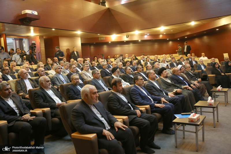 تجدید میثاق وزیر ، معاونان ومسئولان وزارت خارجه با آرمان های حضرت امام (س)