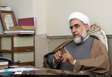 منتجب‌نیا: در رژیم‌ ستم‌شاهی مردم جایگاهی نداشتند و یک حکومت استبدادی در کشور حضور داشت/ باید به طور علمی و عملی برای مردم روشن کنیم که بهترین نوع حکومت، جمهوری اسلامی است/ محدود کردن حق انتخاب مردم یک عمل ضد انقلابی است