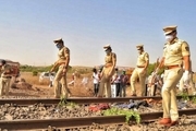 مرگ 17 کارگر در هند به علت خوابیدن روی ریل قطار