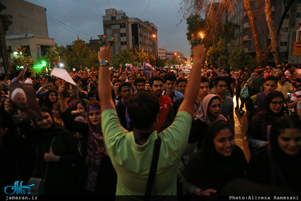 نسل انقلاب باعث پیروزی مجدد روحانی شد