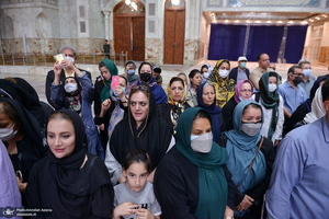 ادای احترام پیروان ادیان الهی نسبت به ساحت مقدس امام خمینی (س)