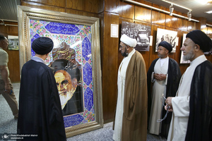 دیدار جمعی از طلاب حوزه علمیه نجف اشرف با سید حسن خمینی‎