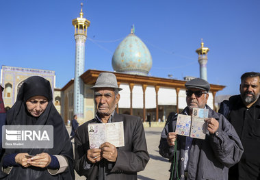 آمدیم تا انسجام و اتحادمان را به دشمنان نشان دهیم