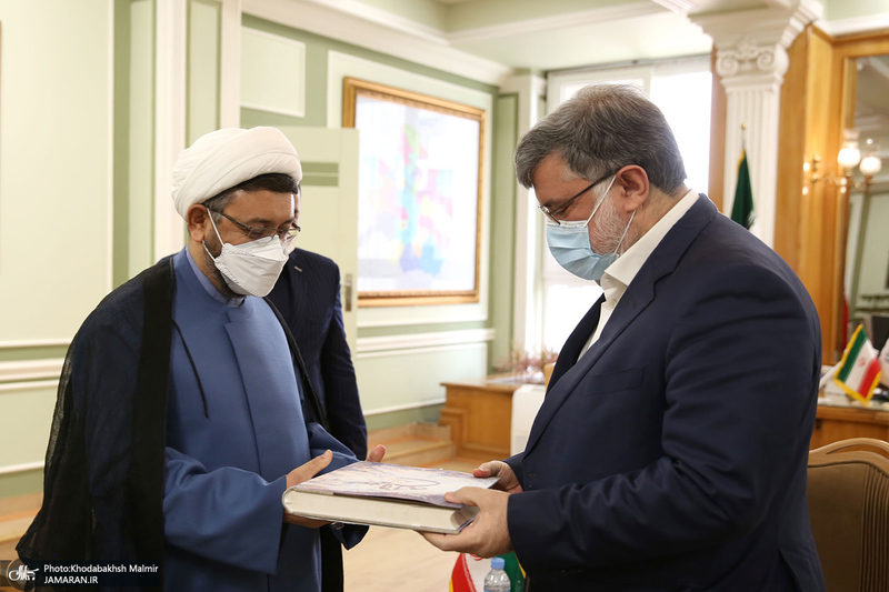 دیدار سرپرست موسسه تنظیم و نشر آثار امام خمینی(س) با استاندار خراسان‌رضوی