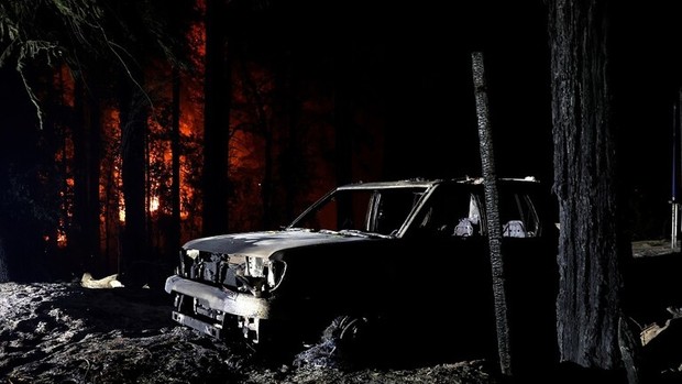 گسترش آتش سوزی مهیب در  غرب آمریکا و فرار بیش از 175 هزار نفر