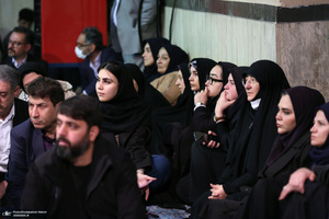 دیدار وزیر و جمعی از کارکنان وزارت راه و شهرسازی با سید حسن خمینی