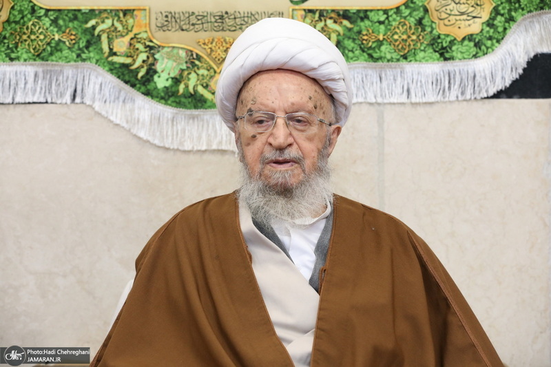 عمامه گذاری طلاب توسط مراجع عظام تقلید در روز میلاد امام علی (ع)‎