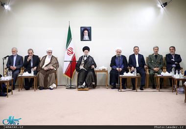 روایت رهبرانقلاب از مشاهده دیوارهای طولانی یک بنا در شهر تهران؛ پرسیدم این مکان برای کجاست؟! گفتند برای بانک فلان است!/ خب این بانک غلط میکند که یک‌چنین کاری میکند...