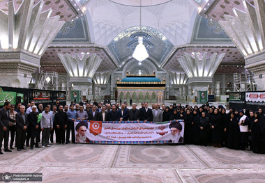 تجدید میثاق رئیس و کارکنان سازمان بهزیستی با آرمان های حضرت امام خمینی (س) 