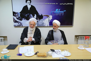 حضور حجج اسلام و المسلمین انصاری و مصباحی مقدم در جماران