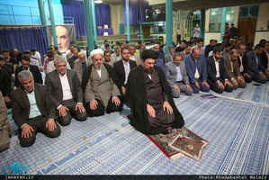 دیدار برگزیدگان هجدهمین کنگره پرسش مهر ریاست جمهوری با یادگار امام