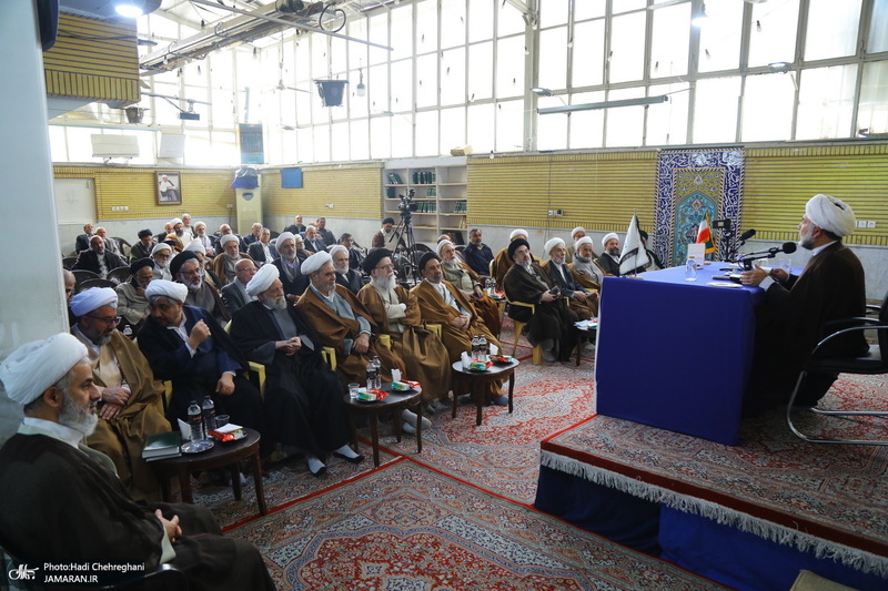 نشست‌ فقه پژوهی با موضوع رجوع مسلمان به محاکم دولت‌های غیر اسلامی