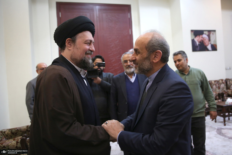 تجدید میثاق رئیس و جمعی از مدیران سازمان صداوسیما با آرمان‌های امام خمینی(س)-2